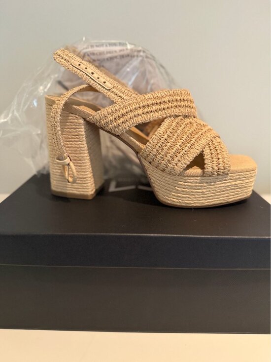 NWT Marc Fisher Caddy Platform Sandal - Picture 4 of 7